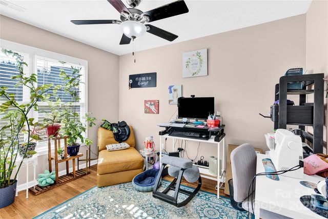 1659 Buffett Circle, Hickory, NC 28602