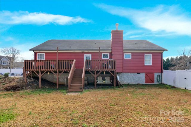 1659 Buffett Circle, Hickory, NC 28602