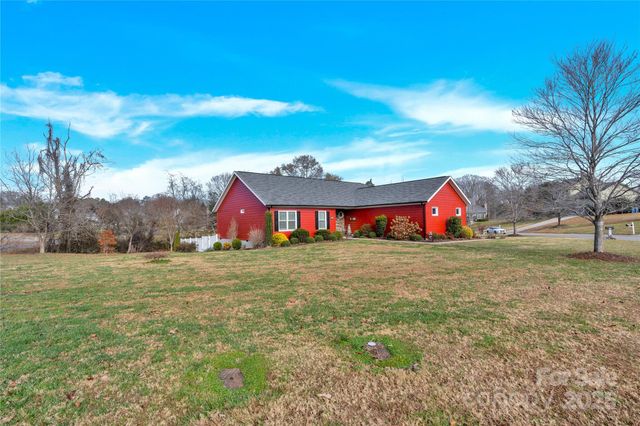 1659 Buffett Circle, Hickory, NC 28602