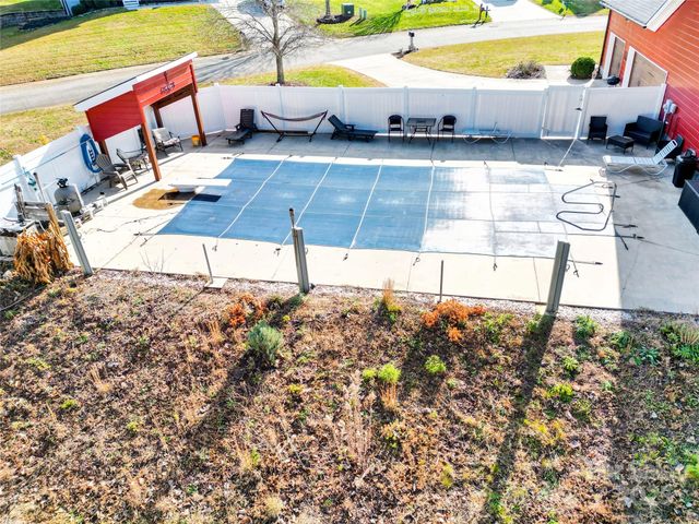 1659 Buffett Circle, Hickory, NC 28602