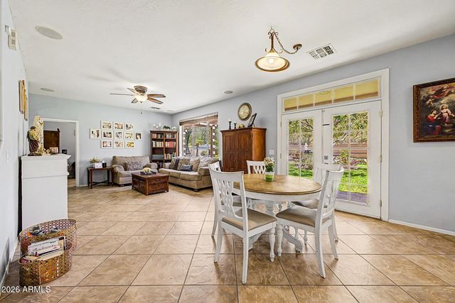 1829 E BEVERLY Road, Phoenix, AZ 85042
