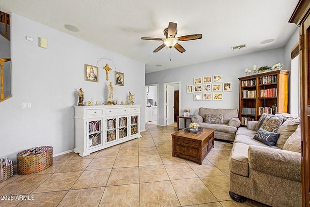 1829 E BEVERLY Road, Phoenix, AZ 85042