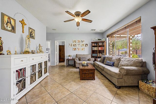 1829 E BEVERLY Road, Phoenix, AZ 85042