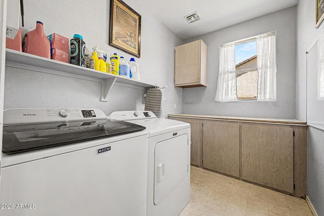 1829 E BEVERLY Road, Phoenix, AZ 85042
