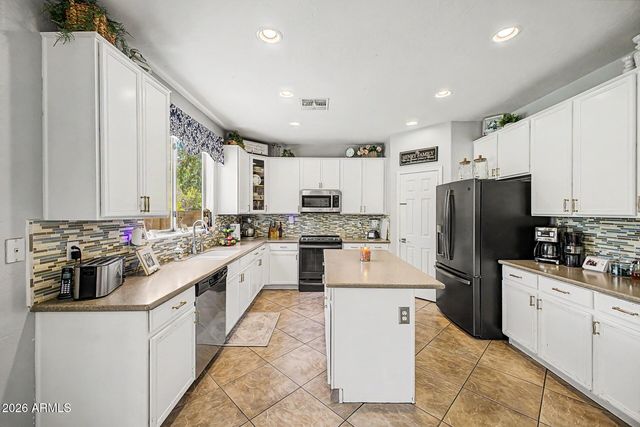 1829 E BEVERLY Road, Phoenix, AZ 85042