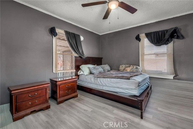 2000 W 80th, Los Angeles, CA 90047