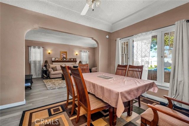 2000 W 80th, Los Angeles, CA 90047