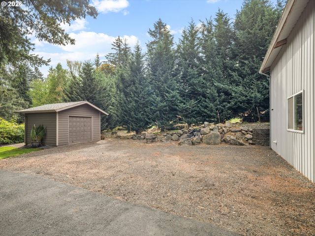 19410 S FISCHERS MILL Rd, Oregon City, OR 97045