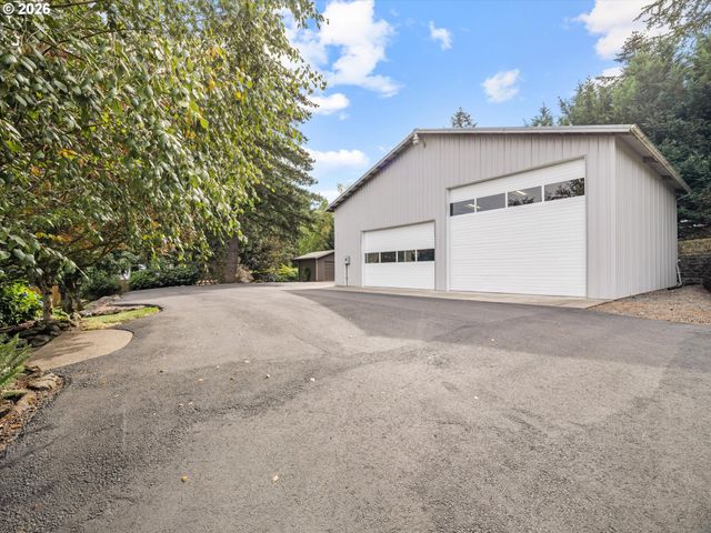 19410 S FISCHERS MILL Rd, Oregon City, OR 97045
