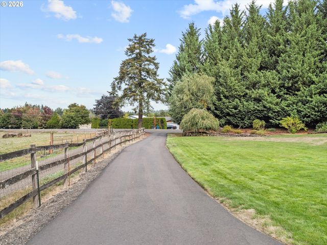 19410 S FISCHERS MILL Rd, Oregon City, OR 97045