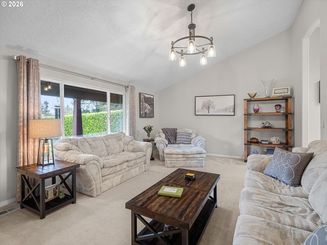 19410 S FISCHERS MILL Rd, Oregon City, OR 97045