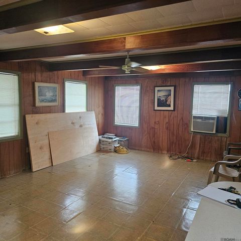 7329 Breakwater Dr, Chauvin, LA 70344