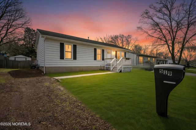 519 Kadlubeck Way, Little Egg Harbor, NJ 08087