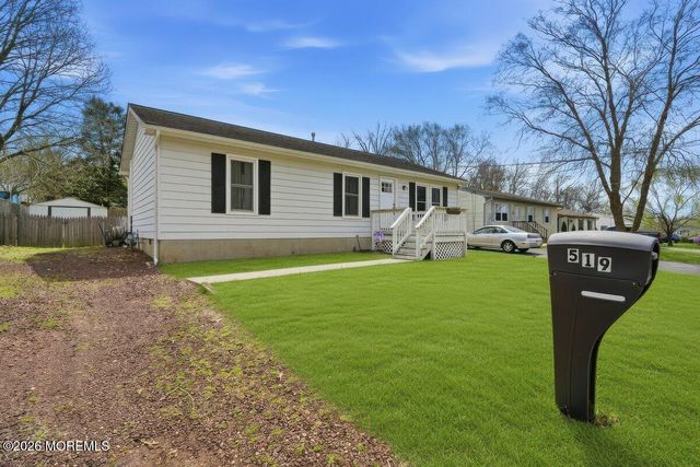 519 Kadlubeck Way, Little Egg Harbor, NJ 08087