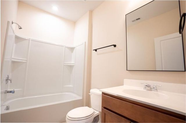 1059 Caruso Drive, Buford, GA 30518