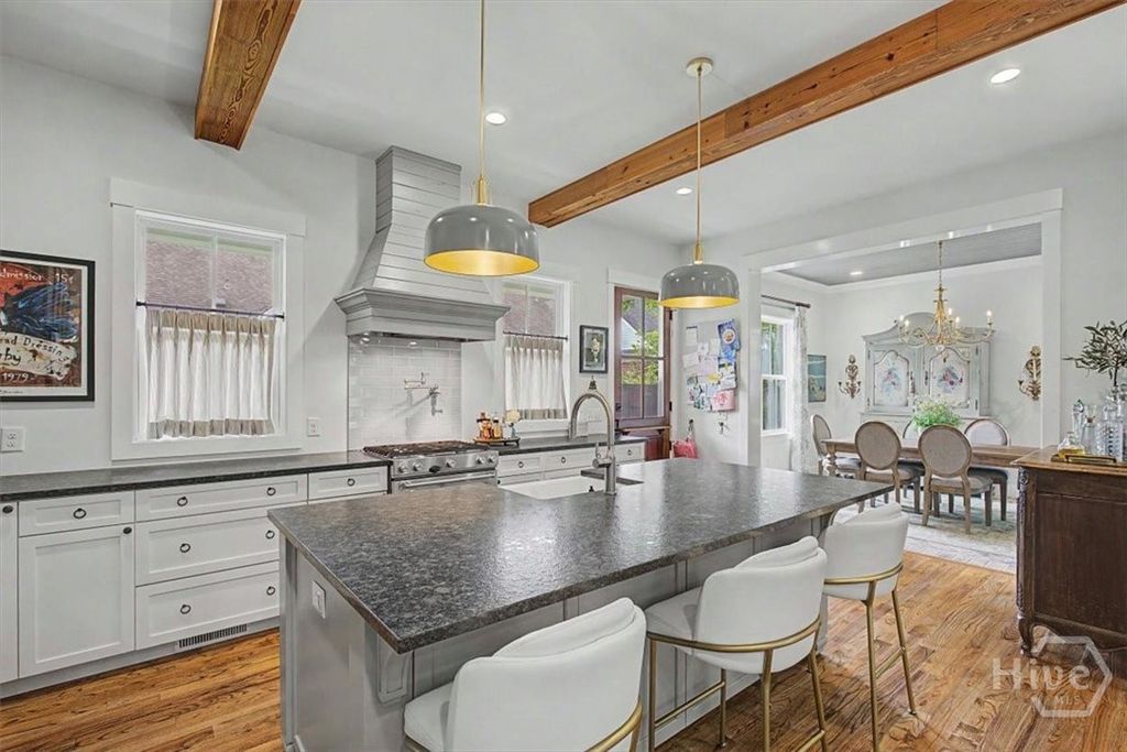 Image 15 of property listing at 24 Ralstons Way, Savannah, GA 31406