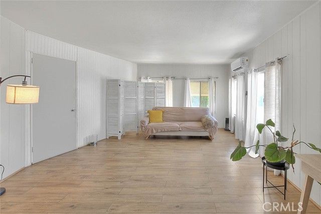 36 Round Table Drive, Riverside, CA 92507