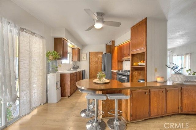 36 Round Table Drive, Riverside, CA 92507