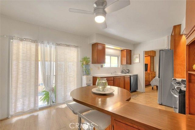 36 Round Table Drive, Riverside, CA 92507