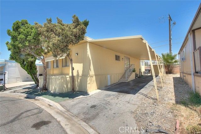36 Round Table Drive, Riverside, CA 92507