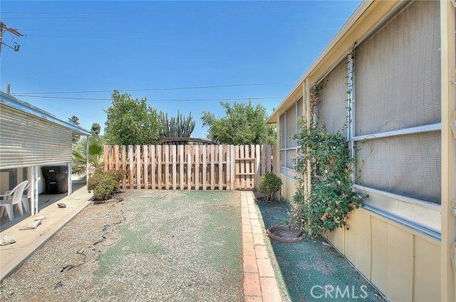 36 Round Table Drive, Riverside, CA 92507