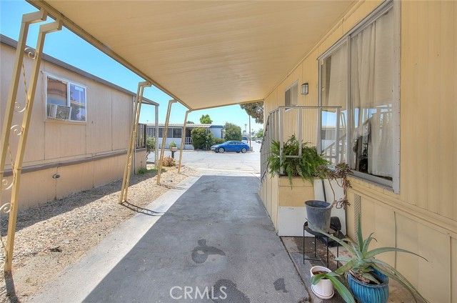 36 Round Table Drive, Riverside, CA 92507