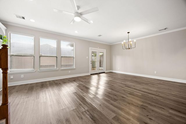 12119 Medina Lake Drive, Tomball, TX 77377