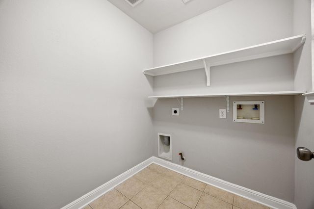 12119 Medina Lake Drive, Tomball, TX 77377