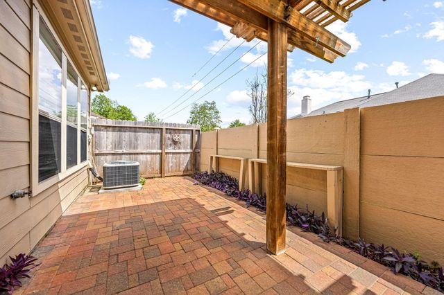 12119 Medina Lake Drive, Tomball, TX 77377