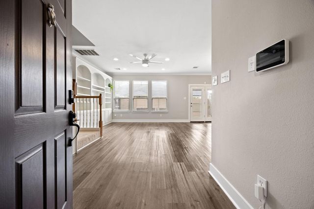 12119 Medina Lake Drive, Tomball, TX 77377