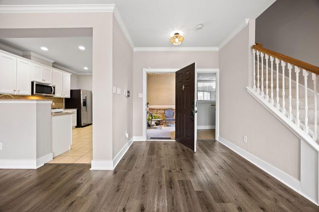 12119 Medina Lake Drive, Tomball, TX 77377