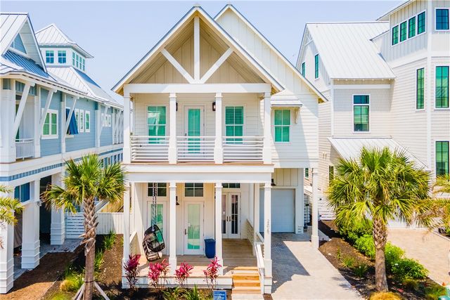 206 Lakeshore St, Port Aransas, TX 78373