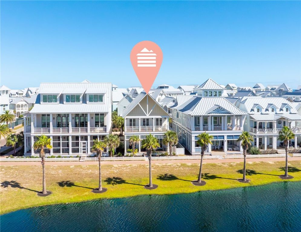 206 Lakeshore St, Port Aransas, TX 78373