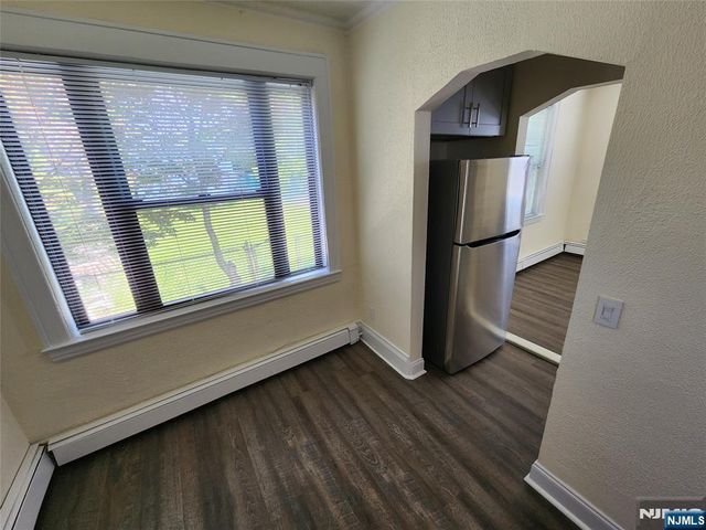 432 Broad Avenue, Ridgefield, NJ 07657