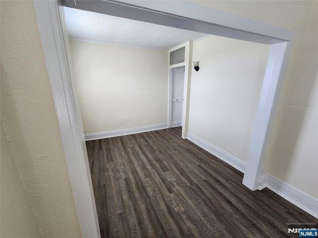 432 Broad Avenue, Ridgefield, NJ 07657