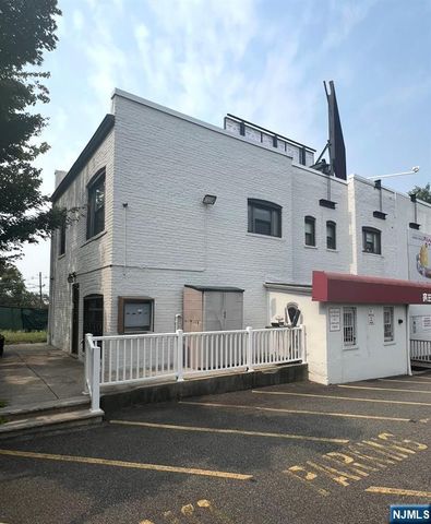 432 Broad Avenue, Ridgefield, NJ 07657