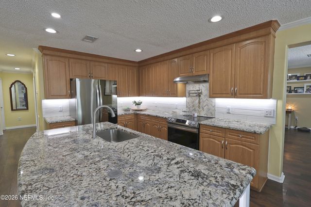 2442 QUARTERHORSE Trail, Middleburg, FL 32068