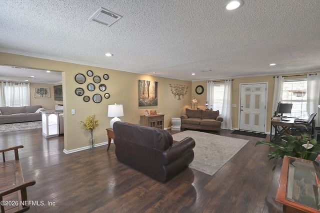 2442 QUARTERHORSE Trail, Middleburg, FL 32068