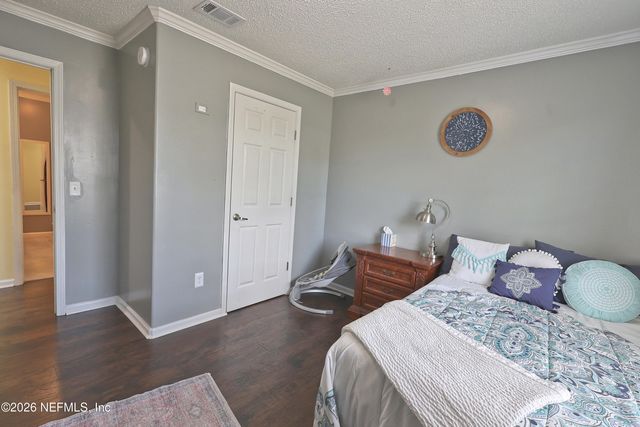 2442 QUARTERHORSE Trail, Middleburg, FL 32068
