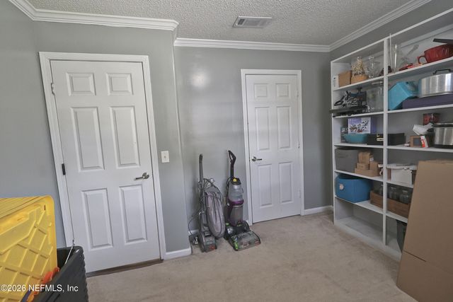 2442 QUARTERHORSE Trail, Middleburg, FL 32068