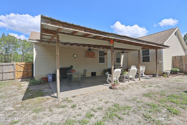 2442 QUARTERHORSE Trail, Middleburg, FL 32068