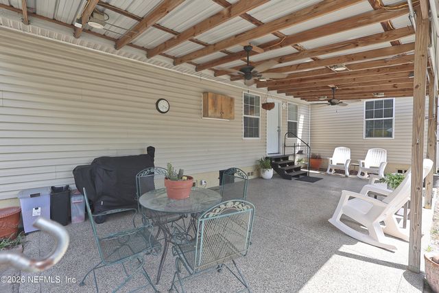 2442 QUARTERHORSE Trail, Middleburg, FL 32068