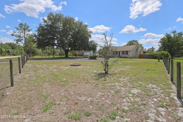 2442 QUARTERHORSE Trail, Middleburg, FL 32068