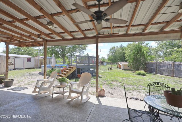 2442 QUARTERHORSE Trail, Middleburg, FL 32068