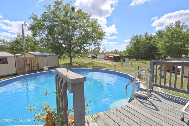 2442 QUARTERHORSE Trail, Middleburg, FL 32068