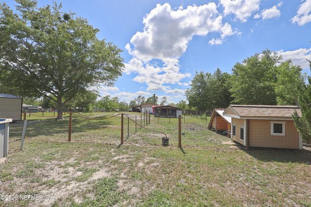 2442 QUARTERHORSE Trail, Middleburg, FL 32068