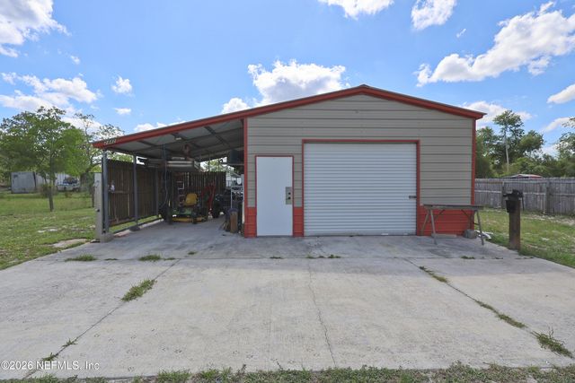 2442 QUARTERHORSE Trail, Middleburg, FL 32068