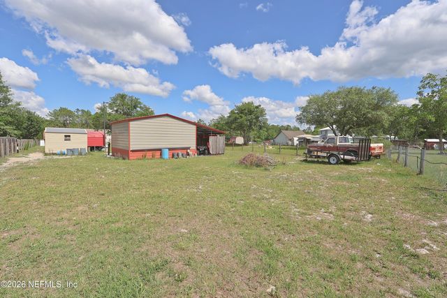 2442 QUARTERHORSE Trail, Middleburg, FL 32068