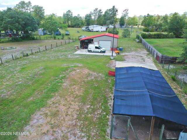 2442 QUARTERHORSE Trail, Middleburg, FL 32068