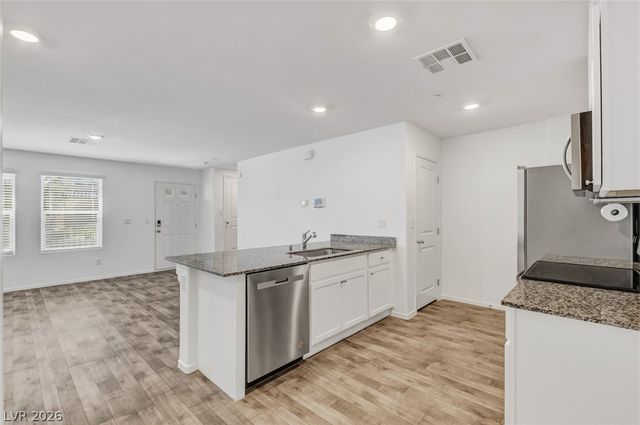 1137 Meadow Sparrow Place, Henderson, NV 89011